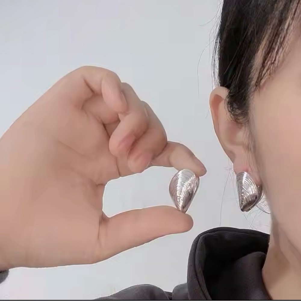 New Shell Silver Earrings